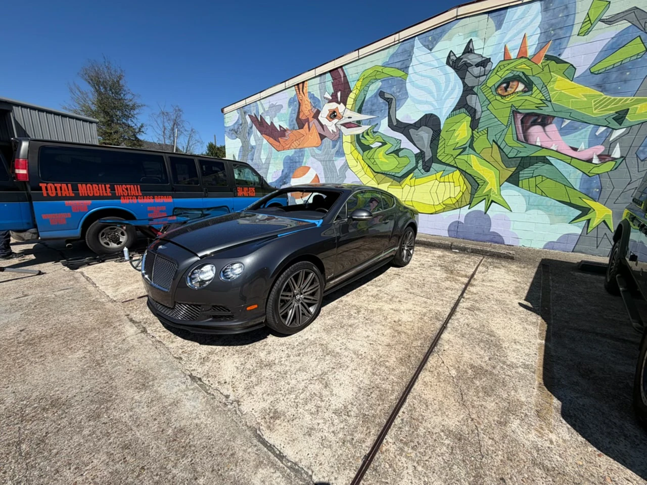Mobile auto glass and tint workmanship photo 13 by Total Mobile Install in New Orleans