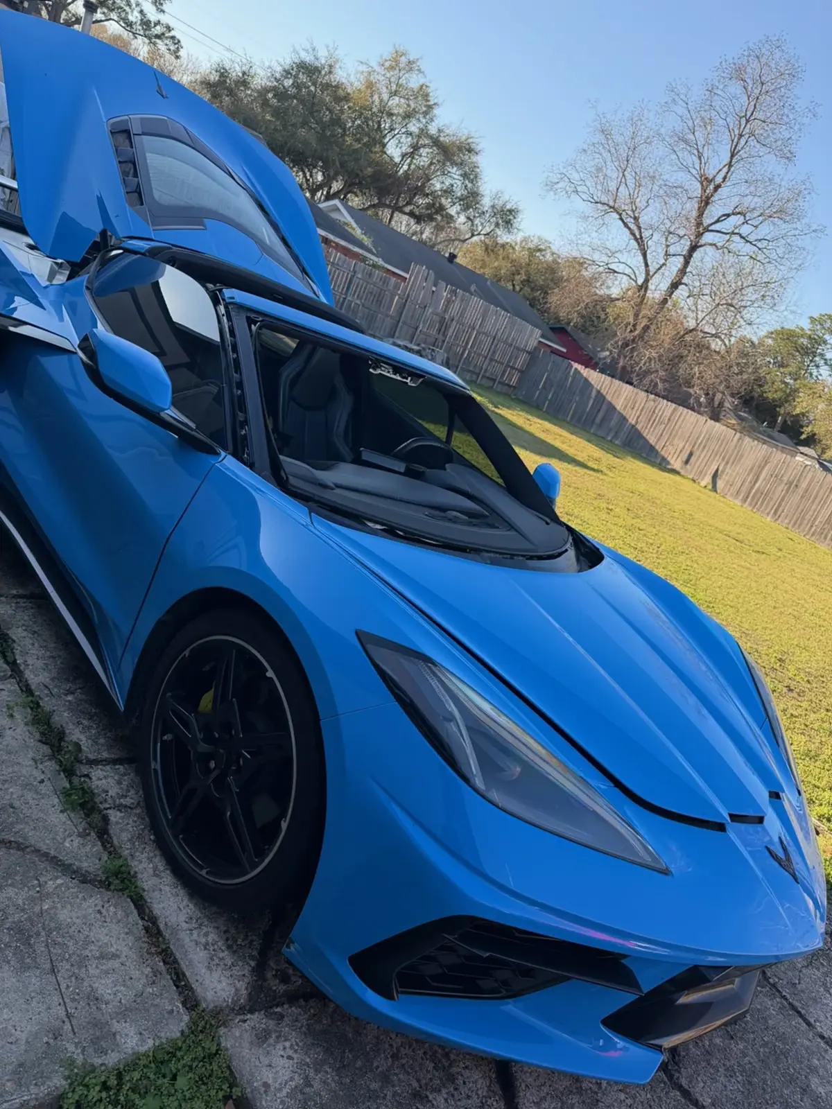 Mobile auto glass and tint workmanship photo 4 by Total Mobile Install in New Orleans